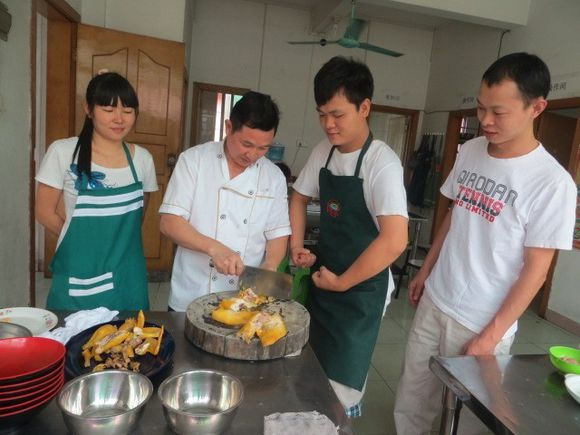 花季传媒APP在线下载的承诺