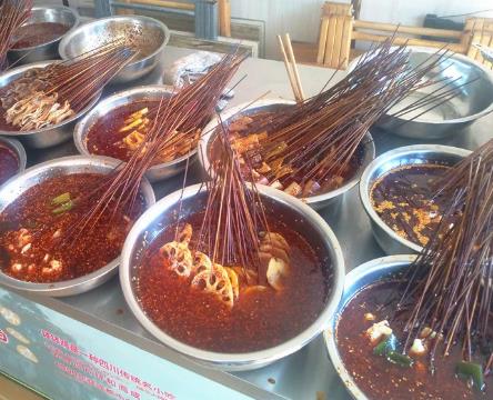 四川特色小吃，看起来很有油吃起来很香