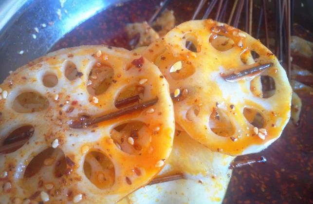 四川特色小吃，看起来很有油吃起来很香