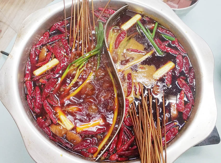 成都学串串技术哪家花季传媒官网下载机构好？