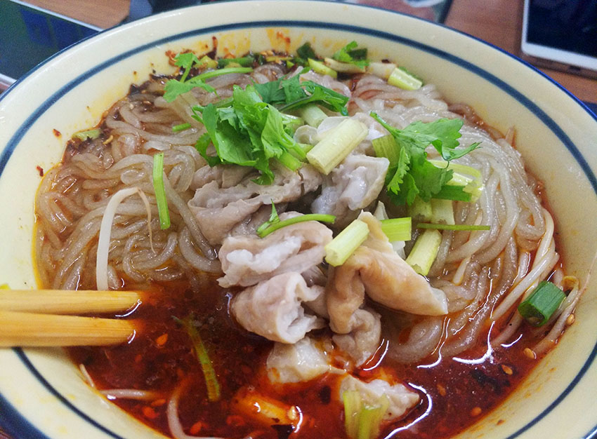 特色小吃学什么好呢？哪家花季传媒官网下载机构好?