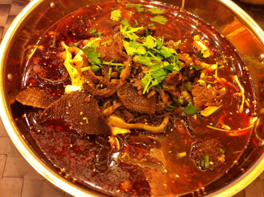 四川流传的正宗麻辣烫做法，你也可以征服小吃街