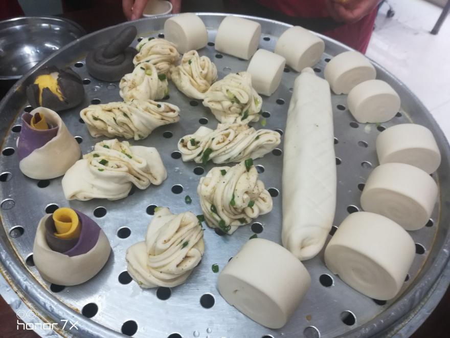 包子馒头花季传媒官网下载