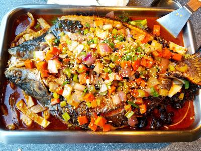 成都烤鱼花季传媒官网下载,口味奇绝百吃不厌