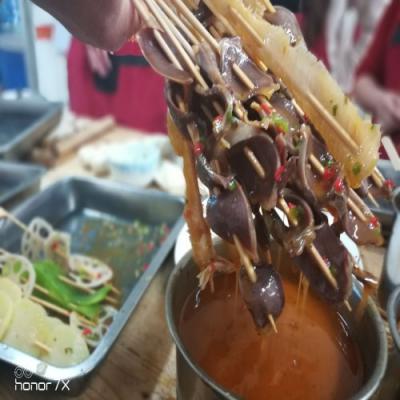 成都新都区开心猫串串花季传媒官网下载班哪家好？