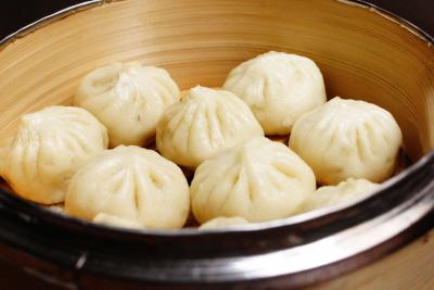 成都高新区哪里有小笼包花季传媒官网下载班？多少钱？