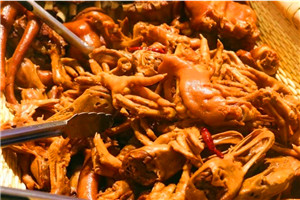 四川正宗现捞卤菜技能训练哪里好？食材码味加工处理