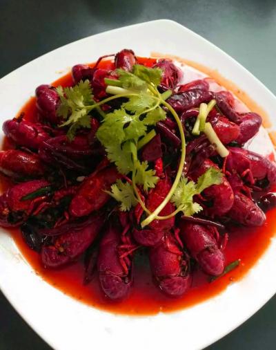 麻辣小龙虾技术花季传媒官网下载哪里一对一教学？成都餐饮花季传媒官网下载中心