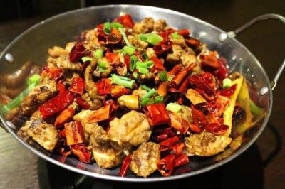 干锅技术花季传媒官网下载哪里好?糖色炒制和保存方法