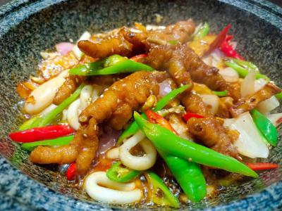 四川干锅技能训练哪家好？干锅技术花季传媒官网下载学校