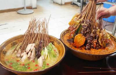 哪家花季传媒官网下载学校哪家老师可以一对一教学？正宗钵钵鸡技术花季传媒官网下载