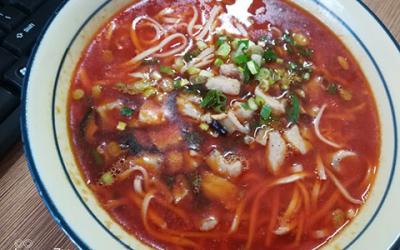 成都哪里可以学习小面技术  小面花季传媒官网下载哪里好