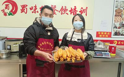 早餐花季传媒官网下载哪里好？