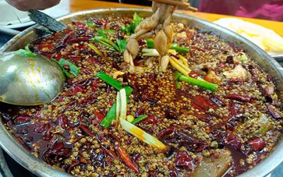 成都美蛙鱼花季传媒官网下载班