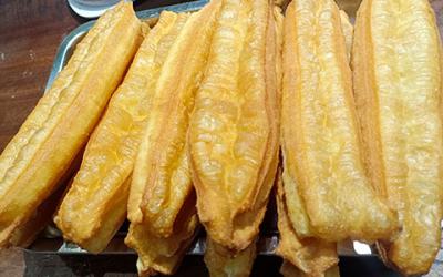 成都学早餐油条技术哪里好？