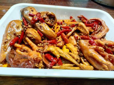 成都学现卤现捞技术花季传媒官网下载学校哪家好?