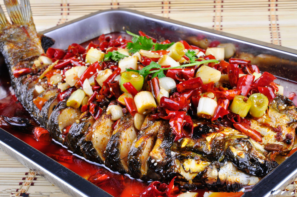 成都烤鱼花季传媒官网下载学校哪家好？烤鱼花季传媒官网下载价格哪里合理？