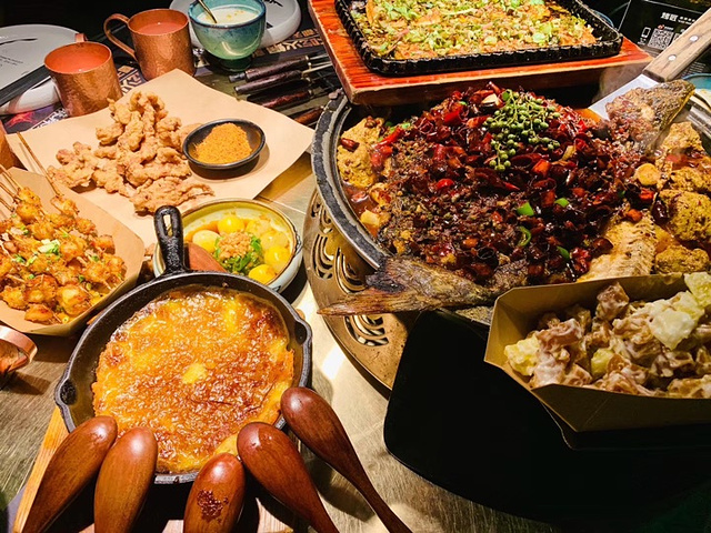 成都烤鱼技术的机构哪家好？成都烤鱼花季传媒官网下载班