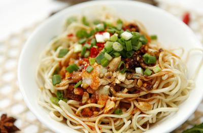 在哪里学凉面技术花季传媒官网下载？ 凉面技术花季传媒官网下载哪里有？