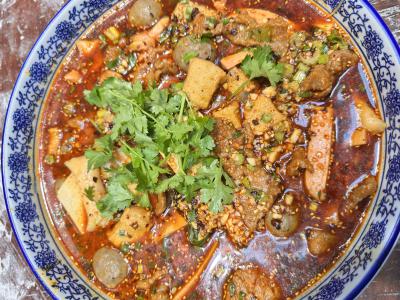 四川麻辣烫技术花季传媒官网下载：开启你的餐饮梦想！